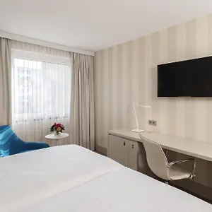 Nh Vienna Airport Conference Center Отель